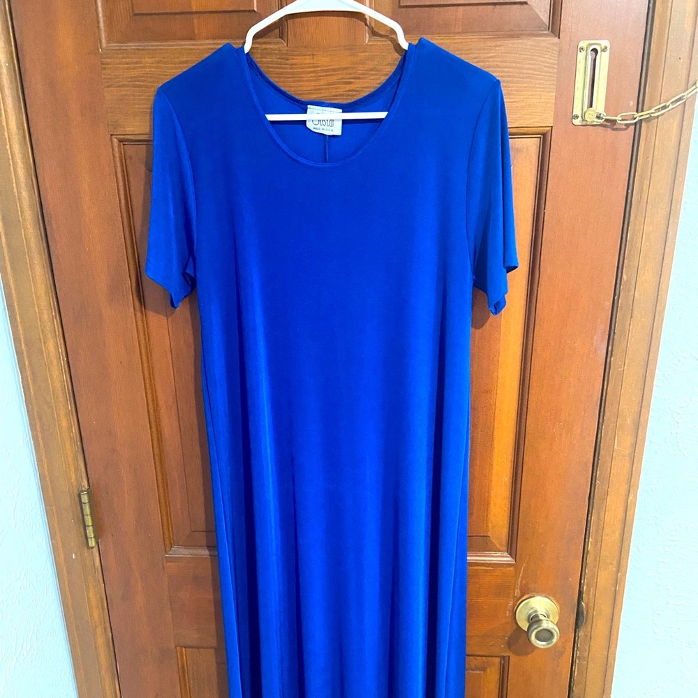 Jostar shiny blue dress